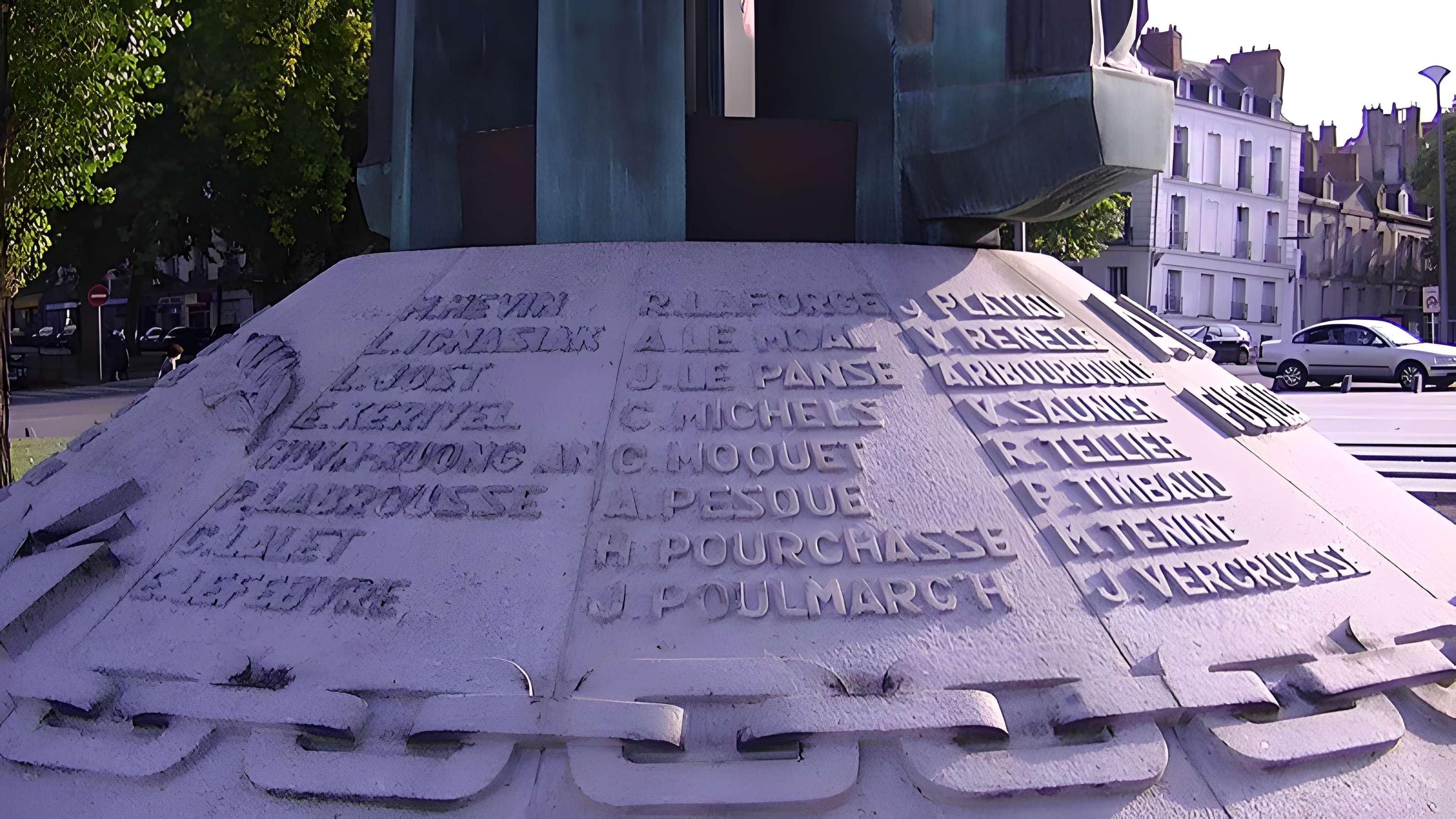 Monument aux Cinquante Otages