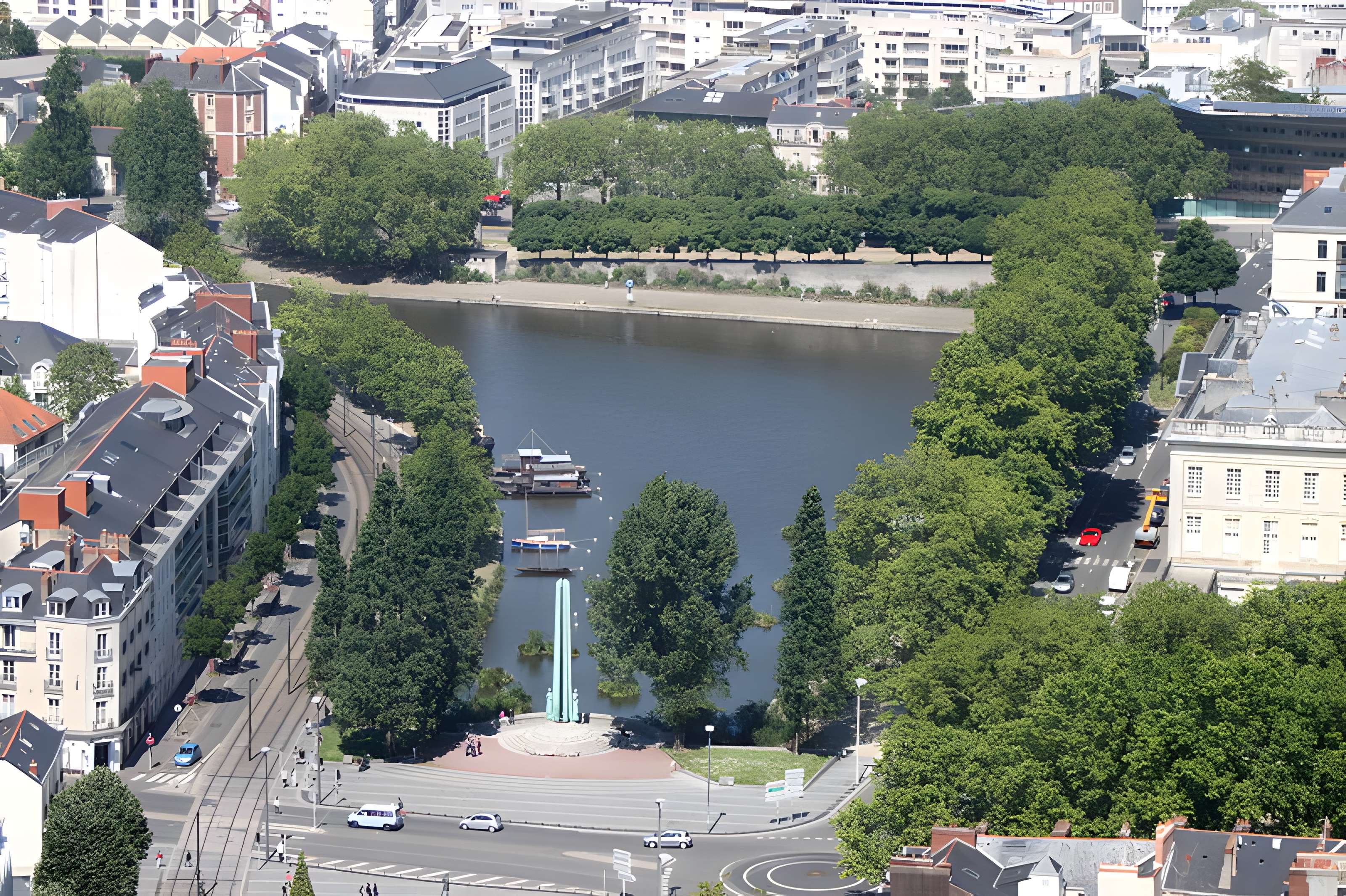 Monument aux Cinquante Otages