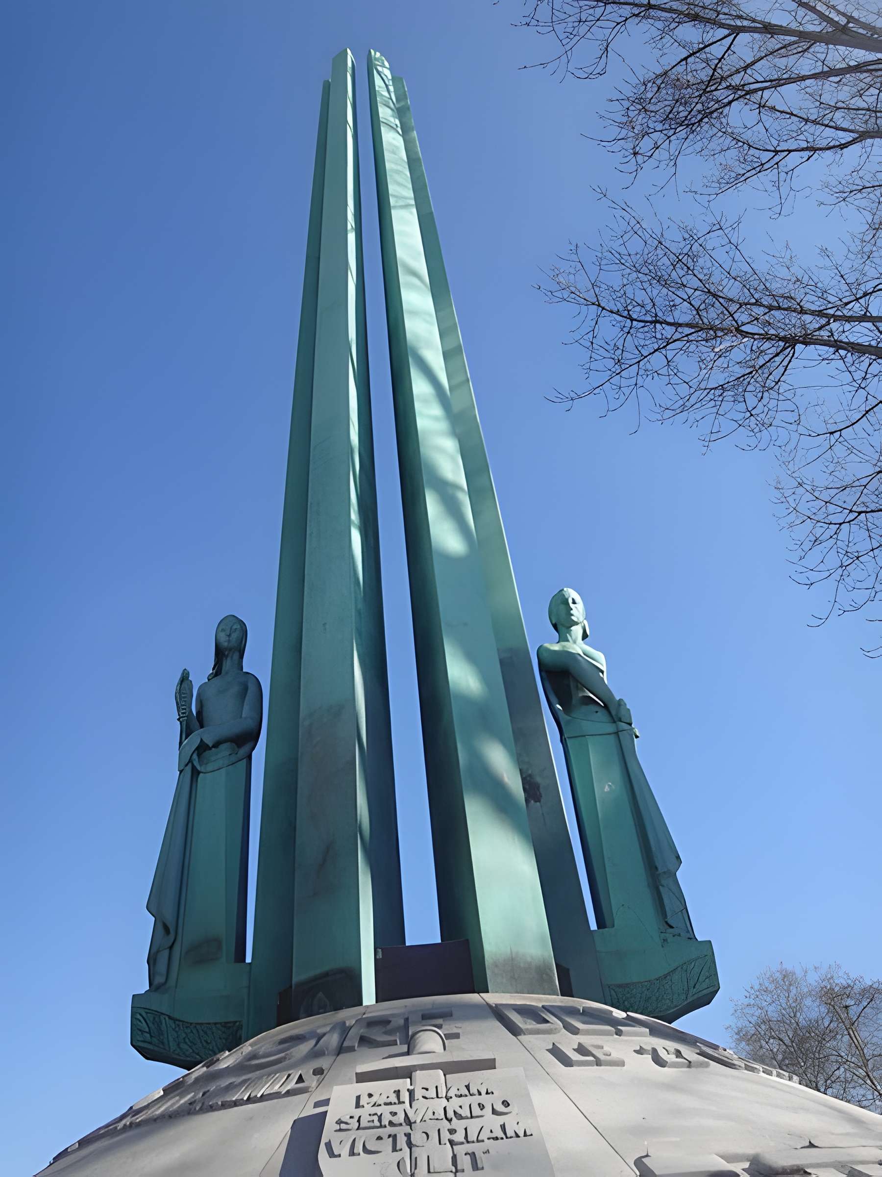 Monument aux Cinquante Otages