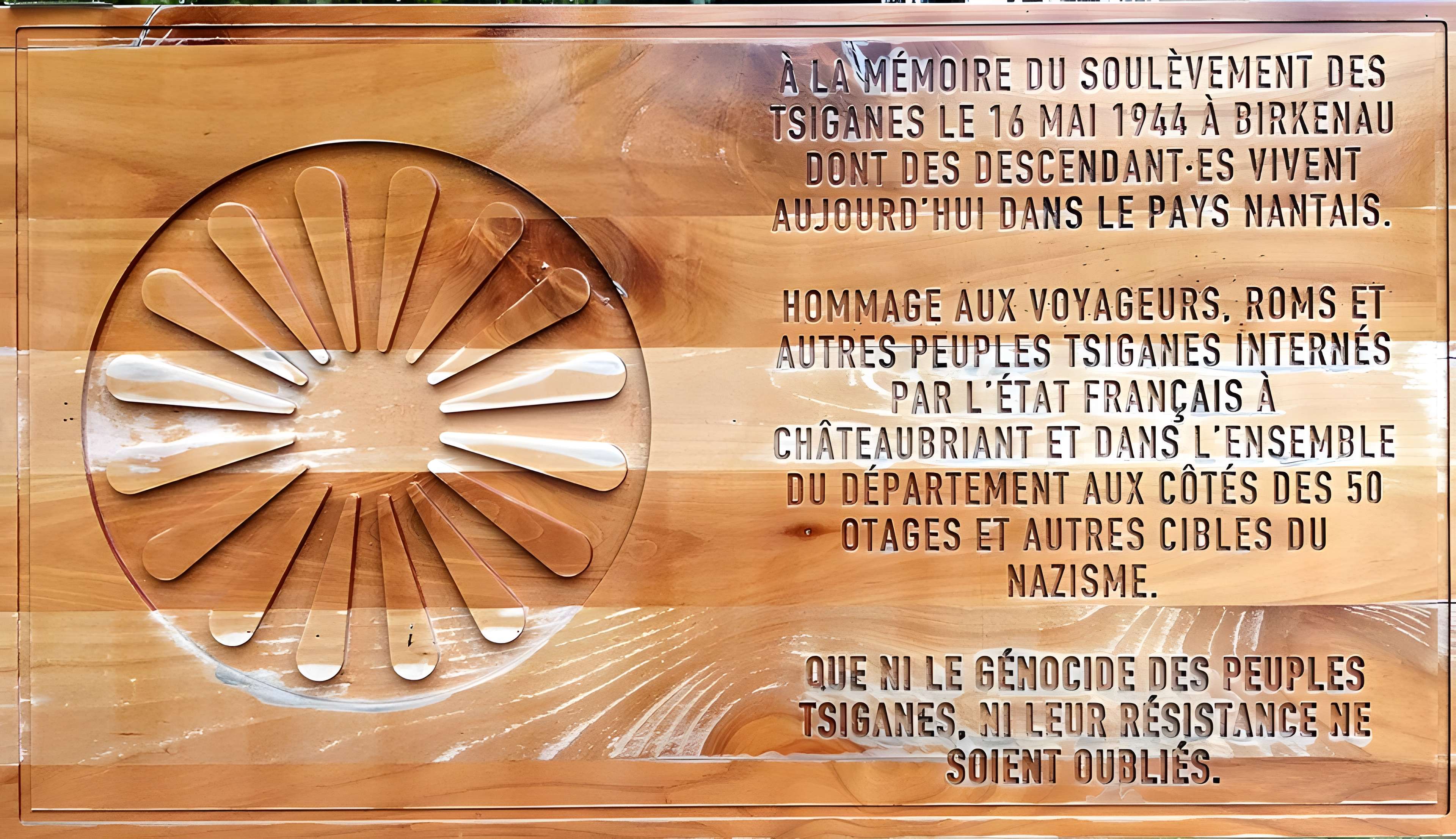 Monument aux Cinquante Otages