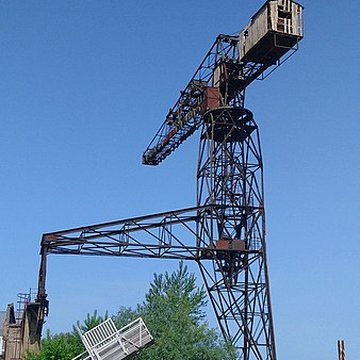 Portique de la Grue noire