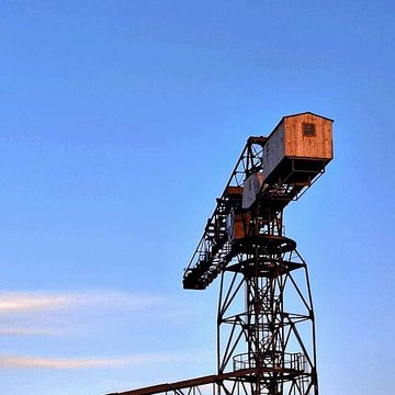 Portique de la Grue noire