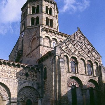 Église Saint-Julien de Chauriat