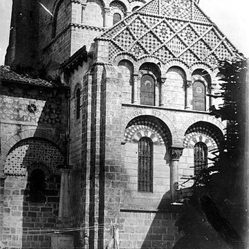 Église Saint-Julien de Chauriat