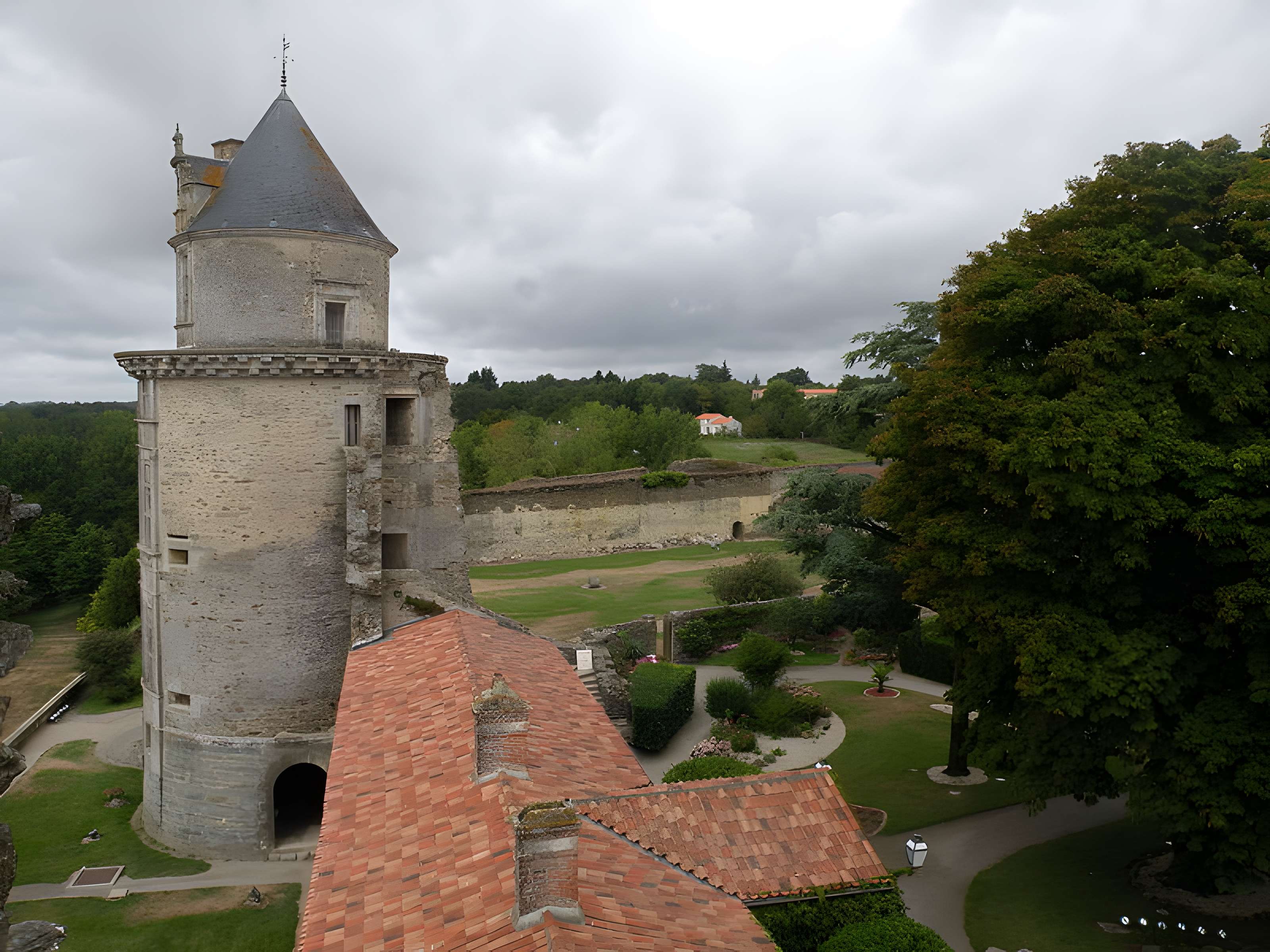 Château d'Apremont