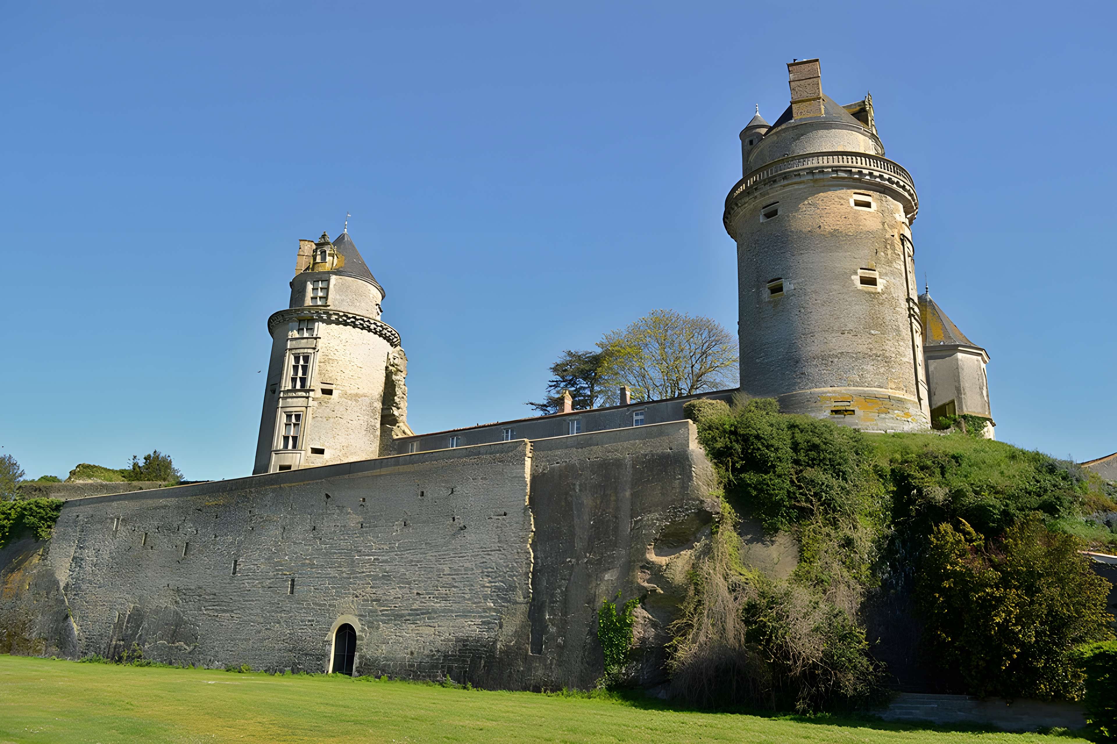 Château d'Apremont
