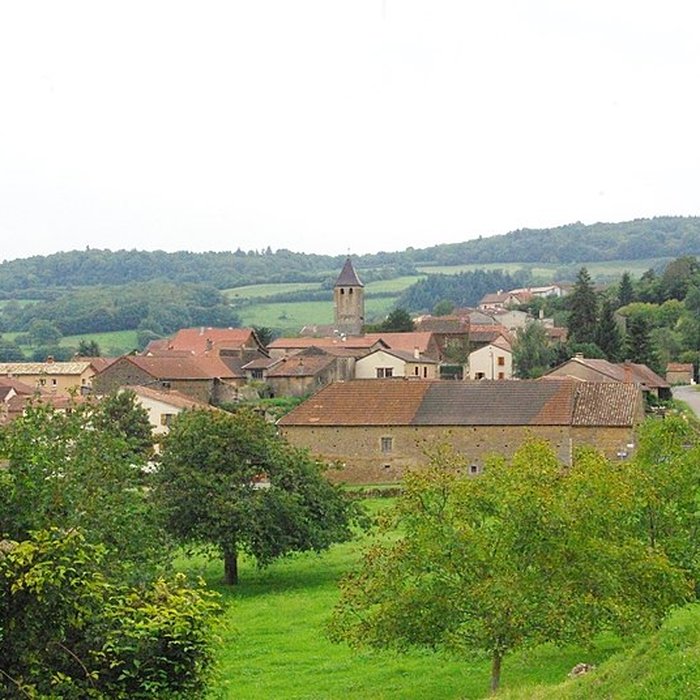 Photo de Église Saint-Julien de Donzy-le-Pertuis