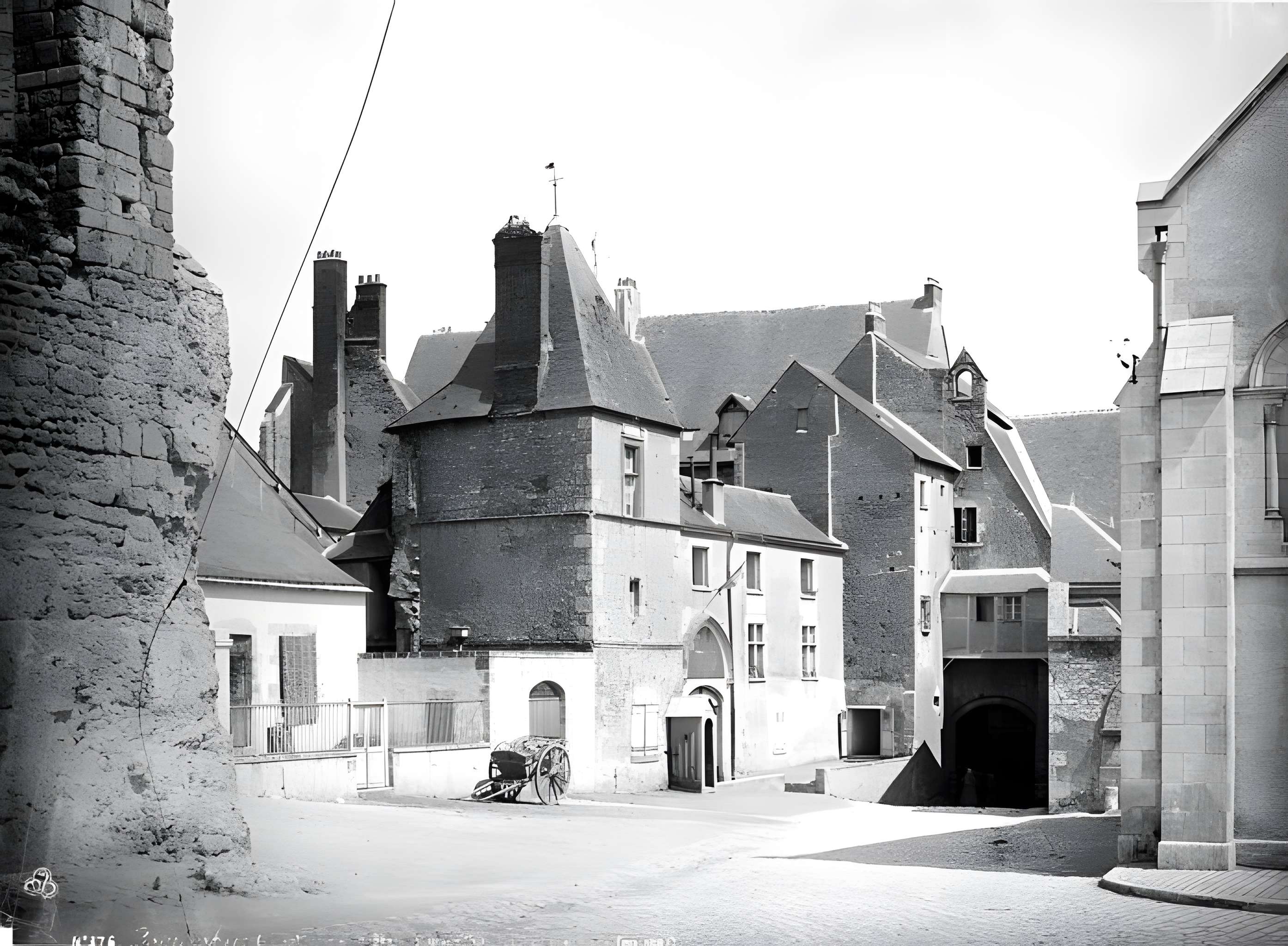 Château de Dunois, actuellement Musée de l'Orléanais