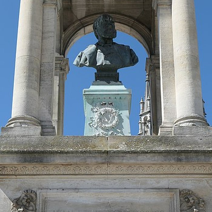 Photo de Monument de Frédéric Bapterosses