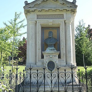 Monument de Frédéric Bapterosses