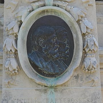 Monument de Frédéric Bapterosses