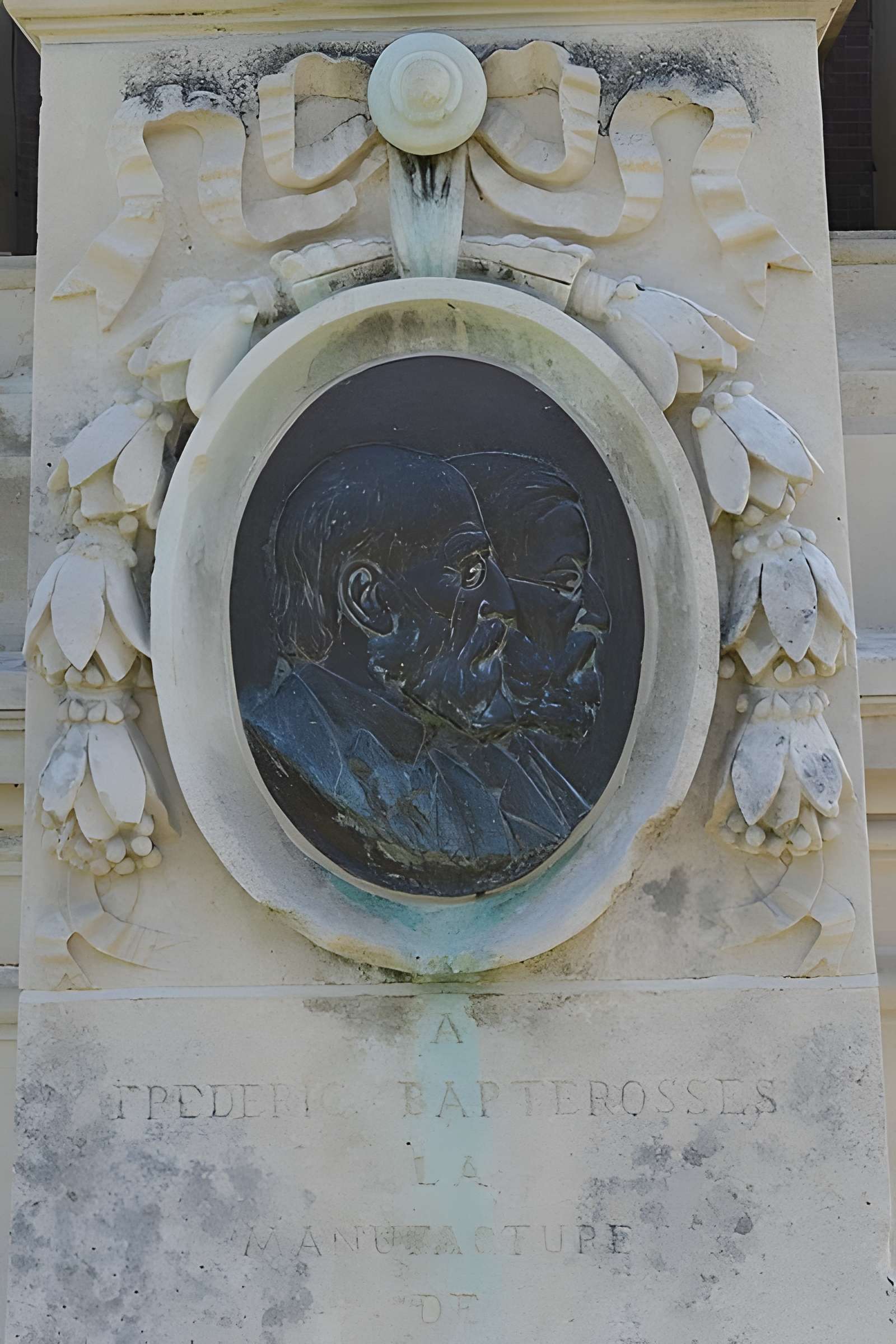 Monument de Frédéric Bapterosses