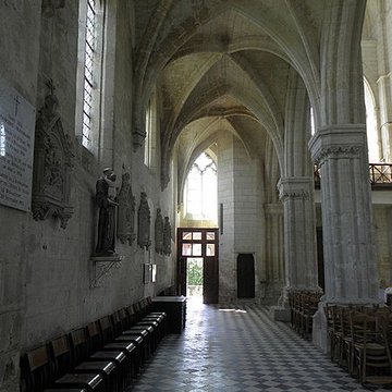 Église Saint-Julien de Royaucourt-et-Chailvet