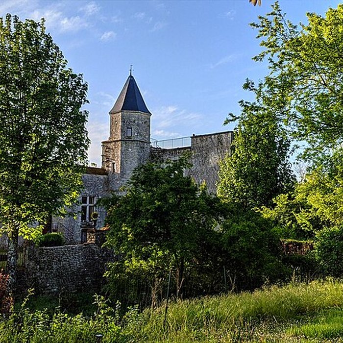 Photo de Château de Courcelles-le-Roi