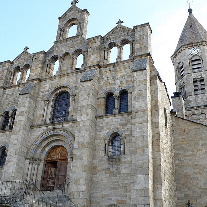 Photo de Église Saint-Julien de Saint-Julien-Chapteuil