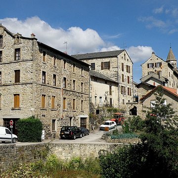 Église Saint-Julien de Saint-Julien-Chapteuil