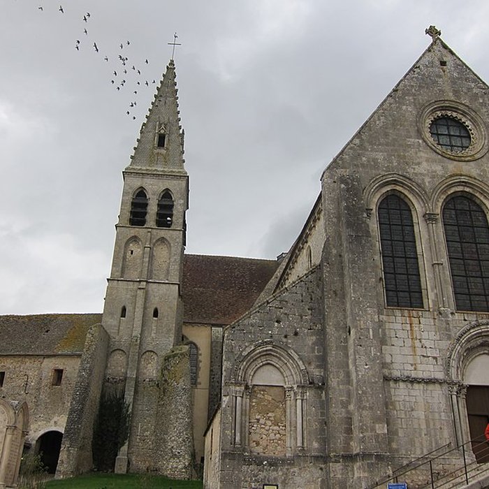 Photo de Eglise abbatiale Saint-Pierre