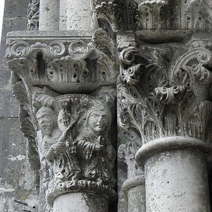 Photo de Eglise abbatiale Saint-Pierre