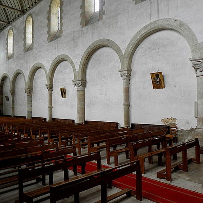 Photo de Eglise abbatiale Saint-Pierre
