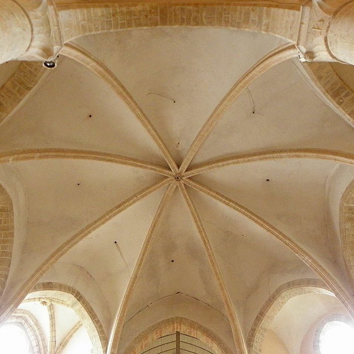 Photo de Eglise abbatiale Saint-Pierre