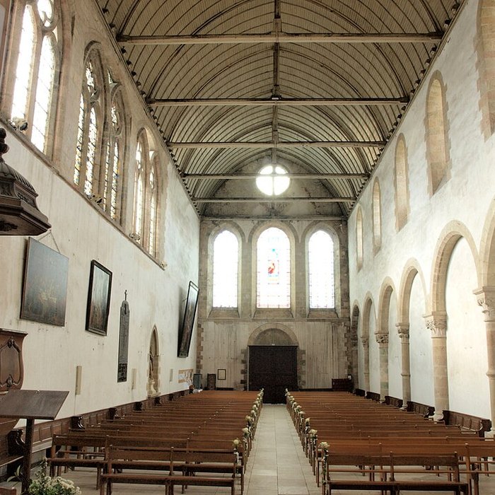 Photo de Eglise abbatiale Saint-Pierre