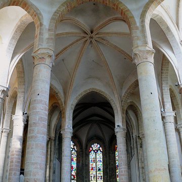 Eglise abbatiale Saint-Pierre