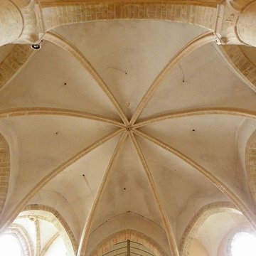 Eglise abbatiale Saint-Pierre