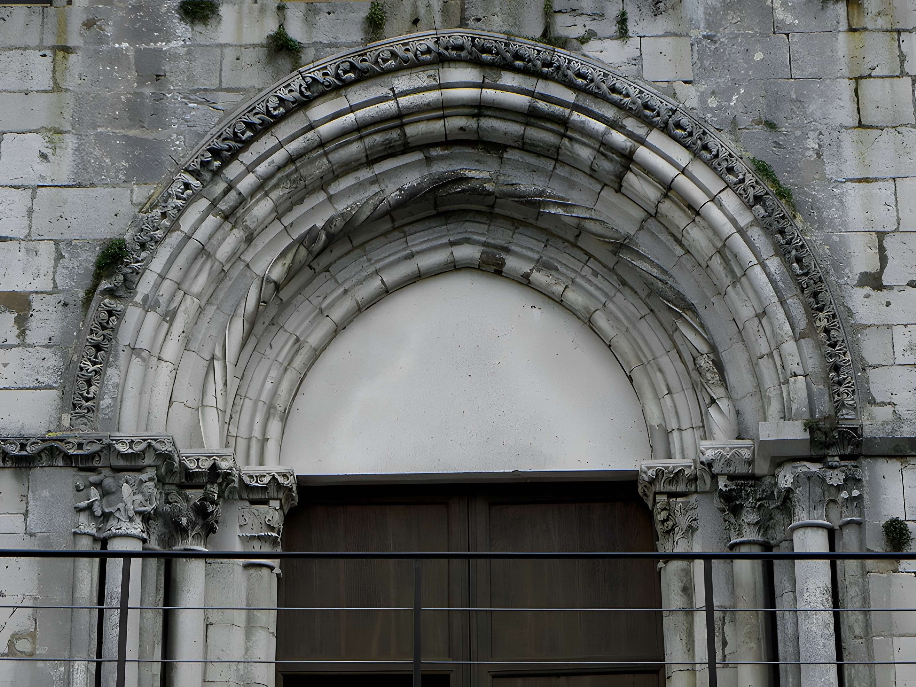 Eglise abbatiale Saint-Pierre