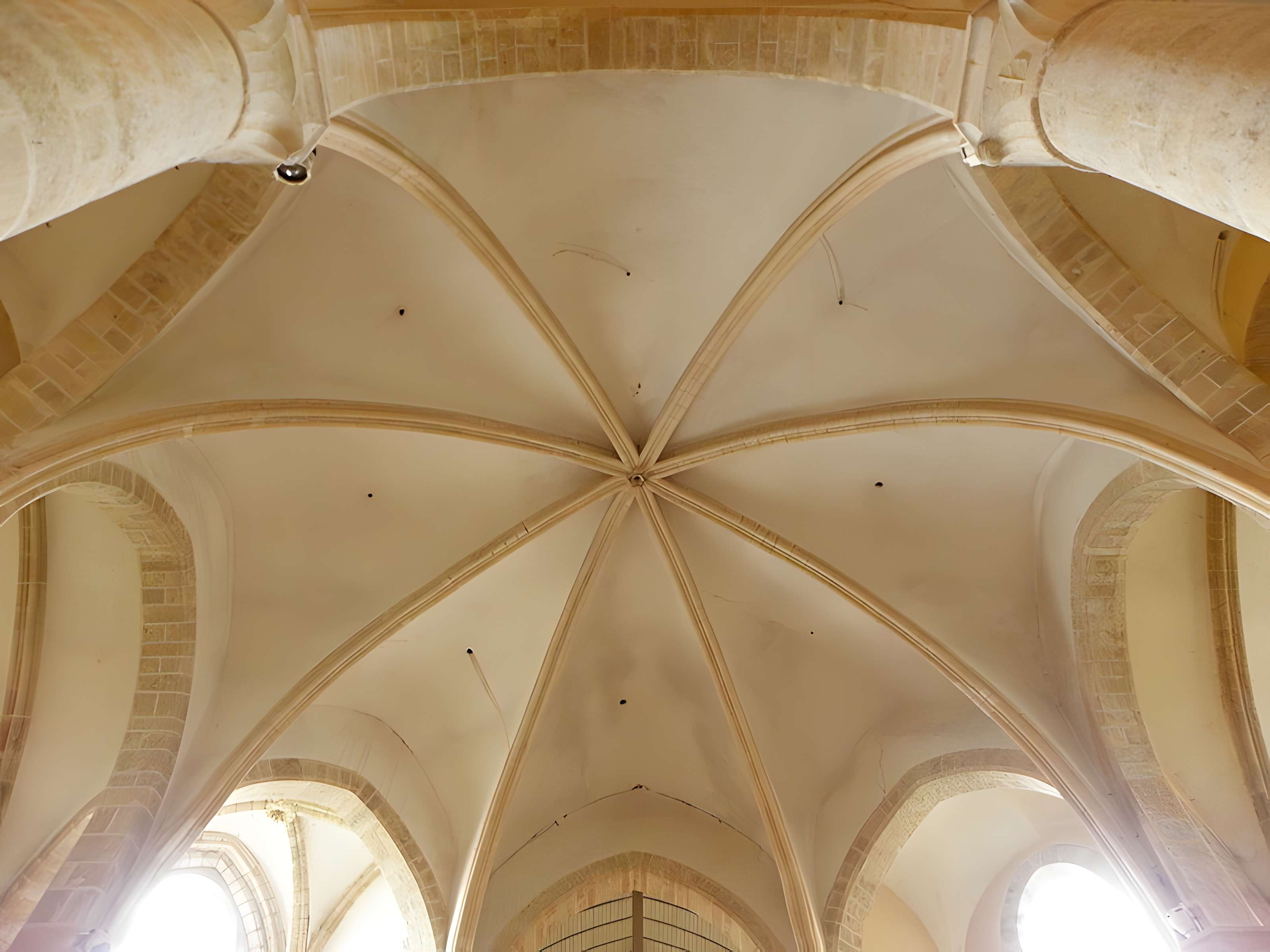 Eglise abbatiale Saint-Pierre