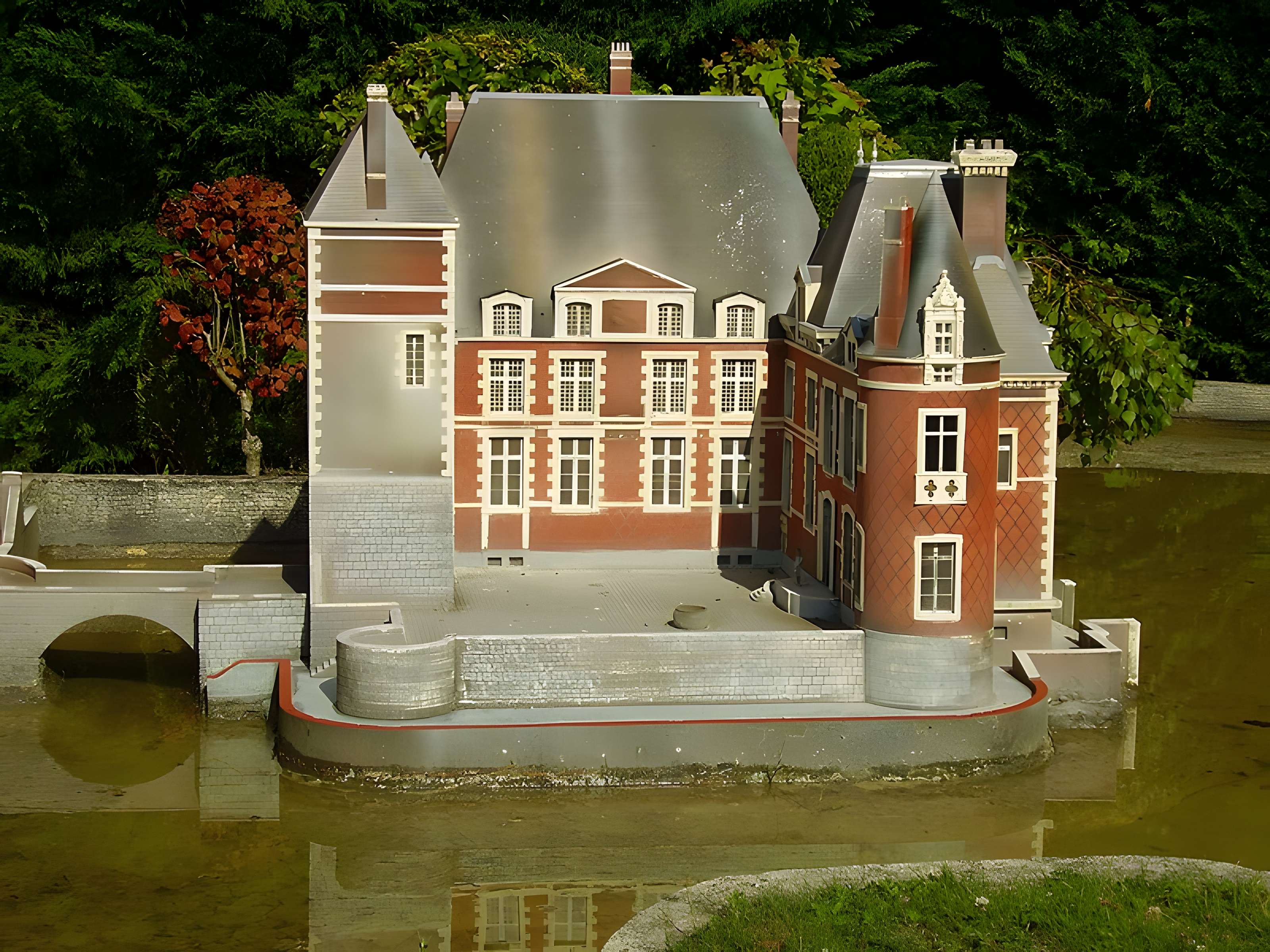 Château de la Bussière, actuellement musée de la Pêche