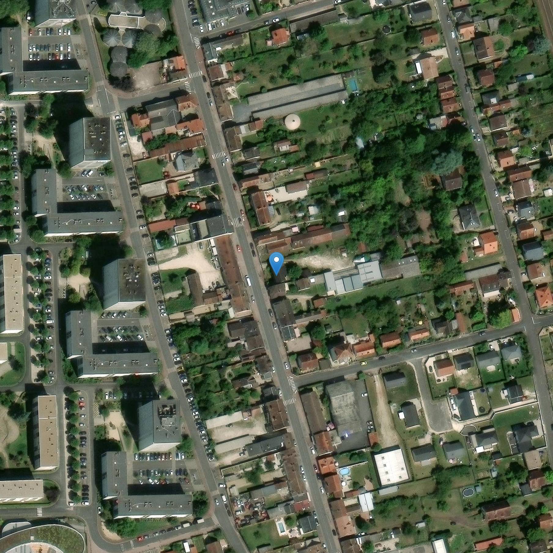 Photo de House Feuillete and its outbuildings