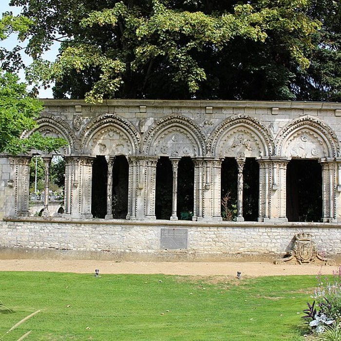 Photo de Ruines du château de Lorris