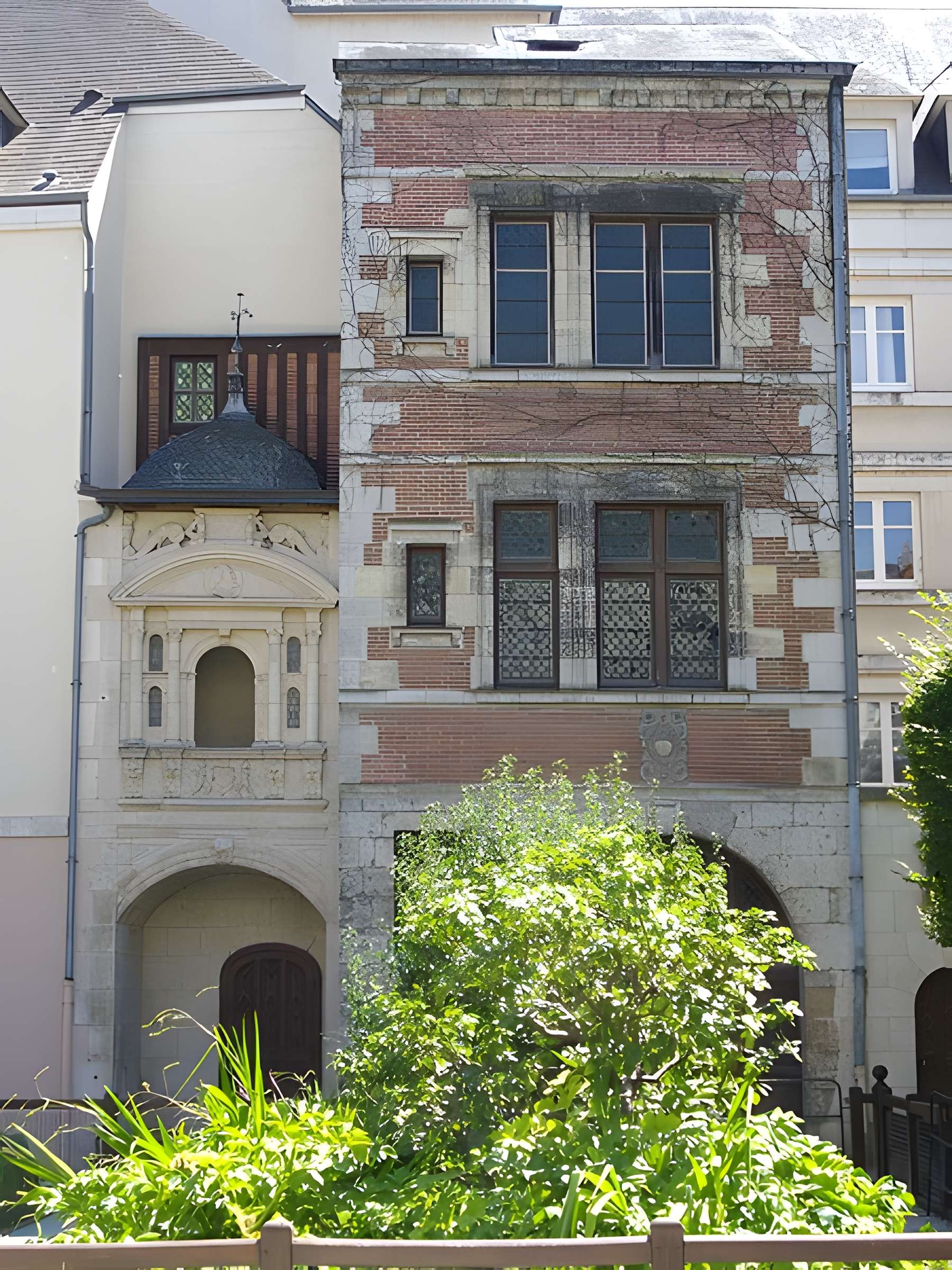 Immeuble, dit aussi Maison de la Paix