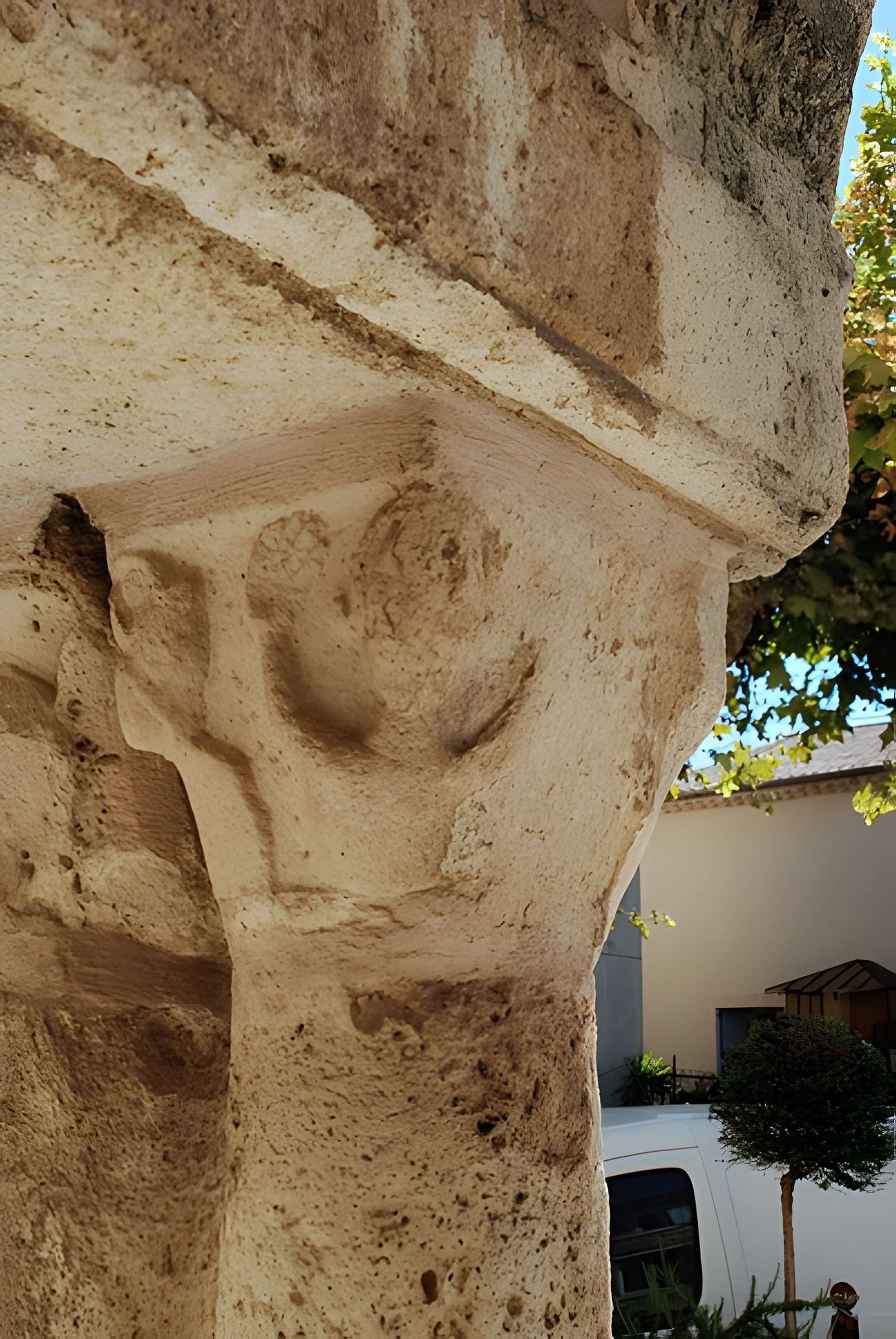 Église Saint-Laurent de Magalas