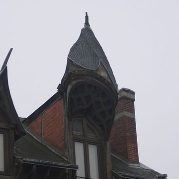 Maison à lucarnes de type compagnonnique