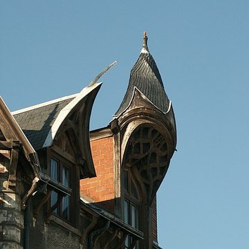 Maison à lucarnes de type compagnonnique