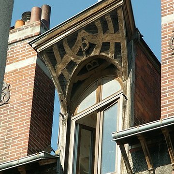 Maison à lucarnes de type compagnonnique