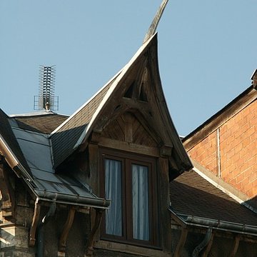 Maison à lucarnes de type compagnonnique