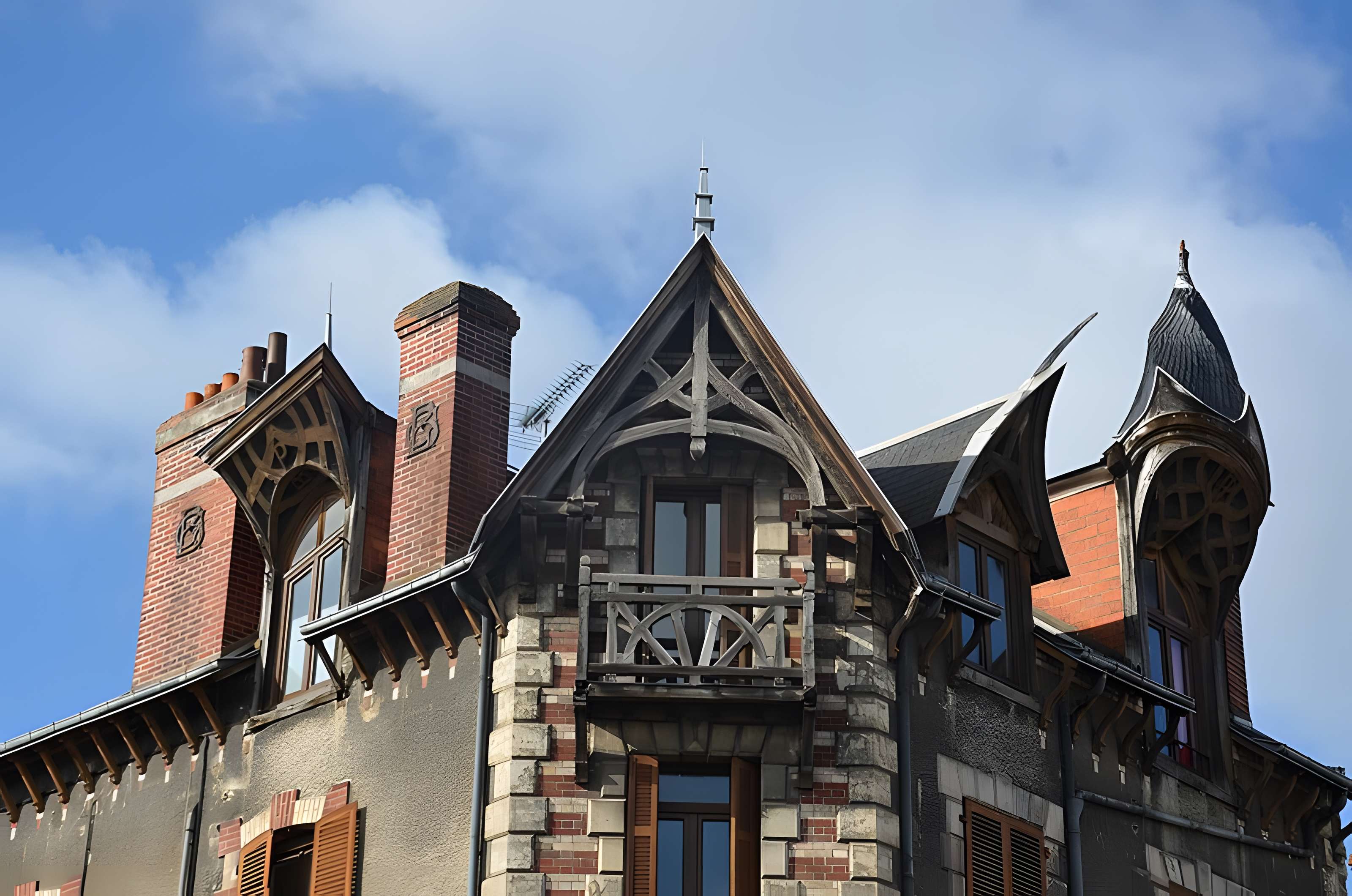 Maison à lucarnes de type compagnonnique