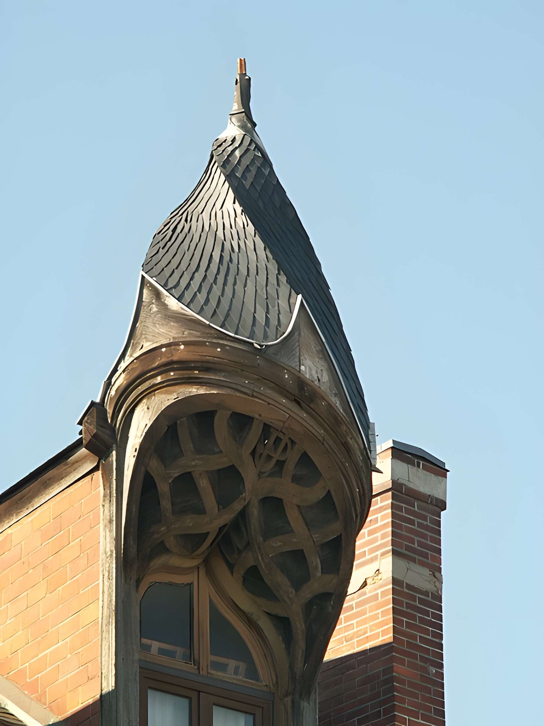 Maison à lucarnes de type compagnonnique