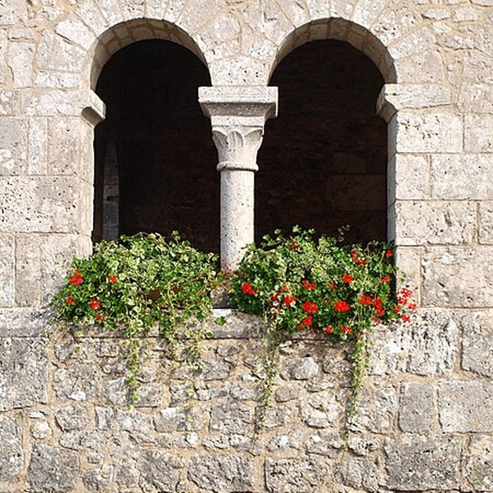 Photo de Eglise Saint-Jean-Baptiste