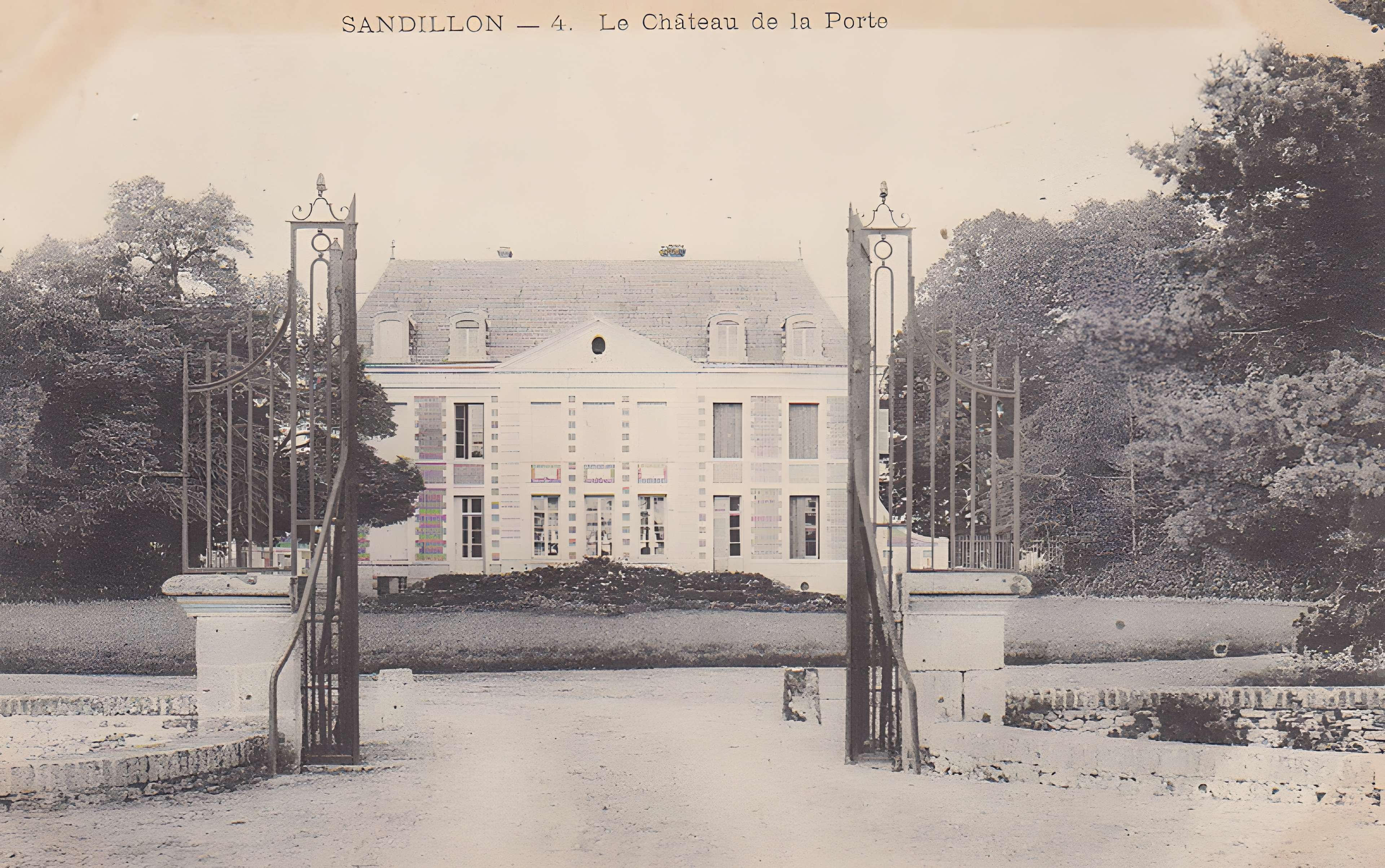 Domaine de La Porte (également sur commune de Saint-Cyr-en-Val)