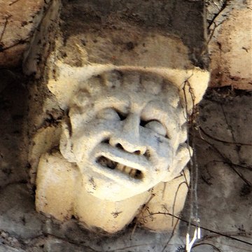 Grenier du chapitre, tour et ancienne prévôté