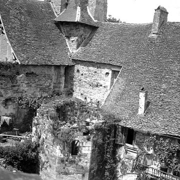 Ancien prieuré ou château