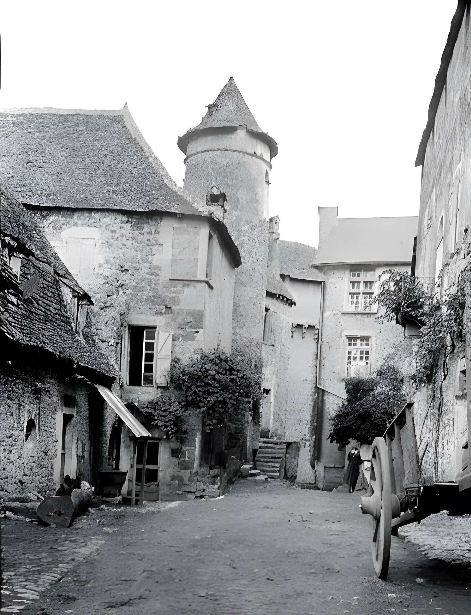 Ancien prieuré ou château