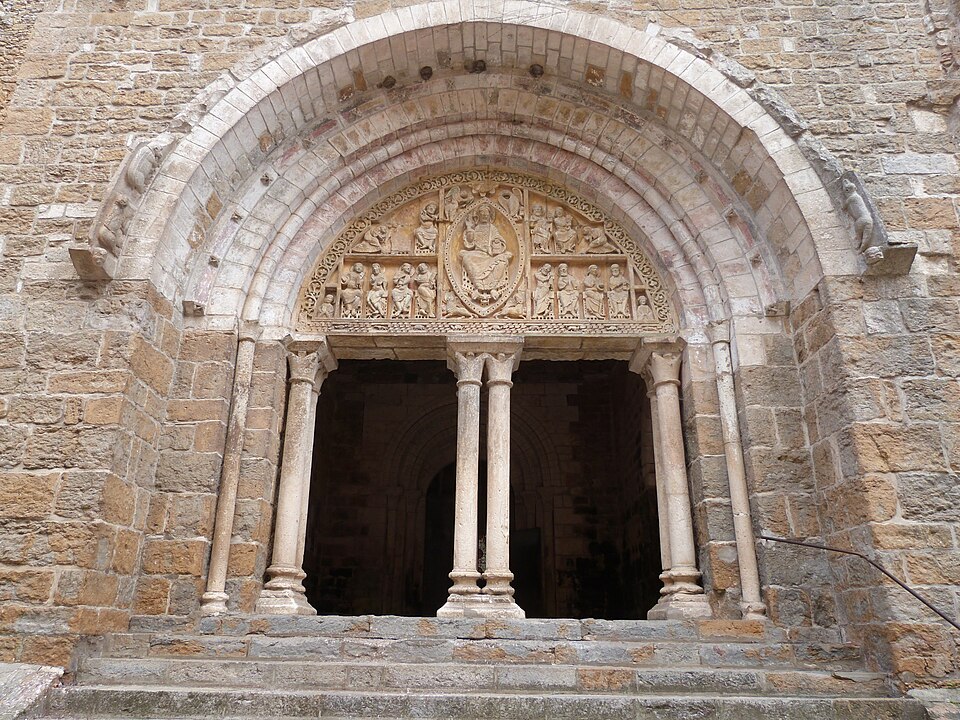 Eglise et son cloître