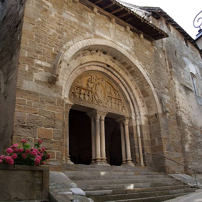 Photo de Eglise et son cloître