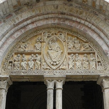 Eglise et son cloître