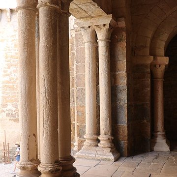 Eglise et son cloître