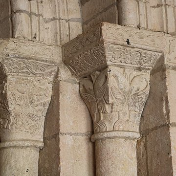 Eglise et son cloître